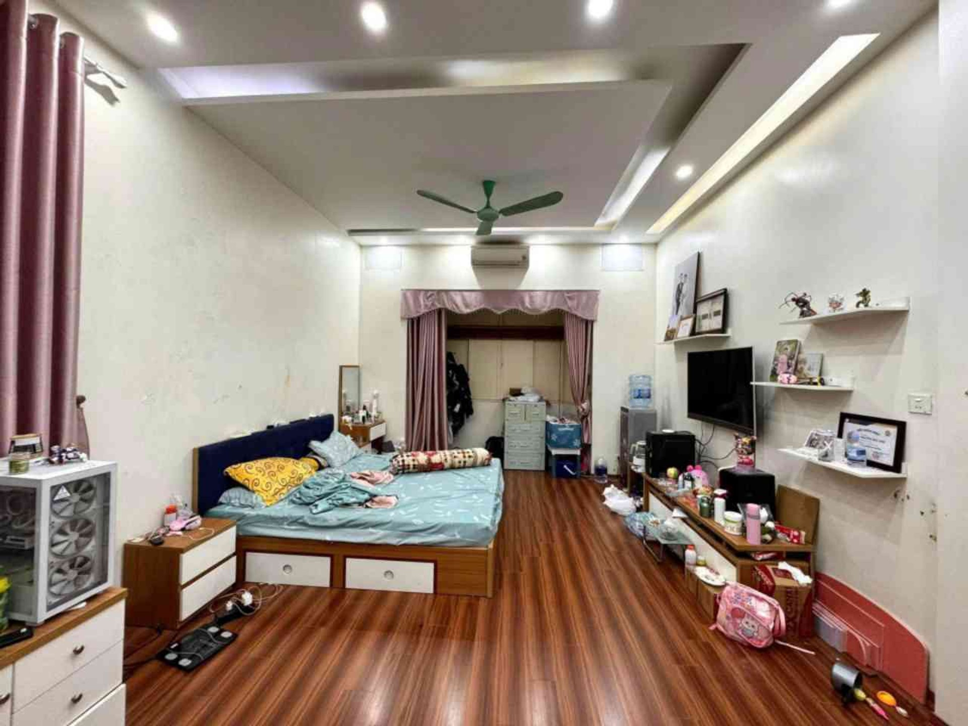 Bán nhà Kim Giang - diện tích 145m2 7 tầng - ô tô vào nhà - giá 27 tỷ
