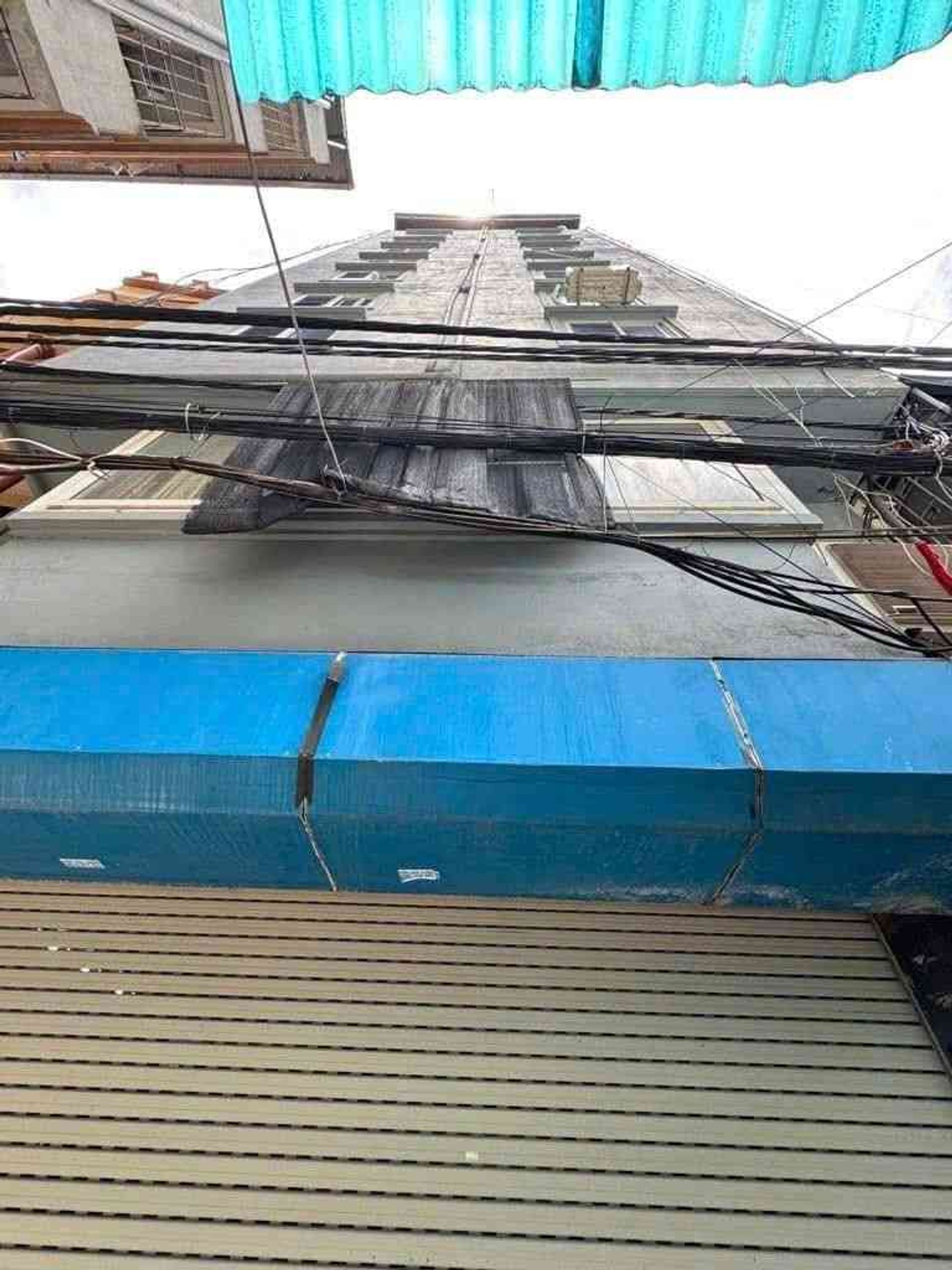 Bán nhà Kim Giang - diện tích 145m2 7 tầng - ô tô vào nhà - giá 27 tỷ