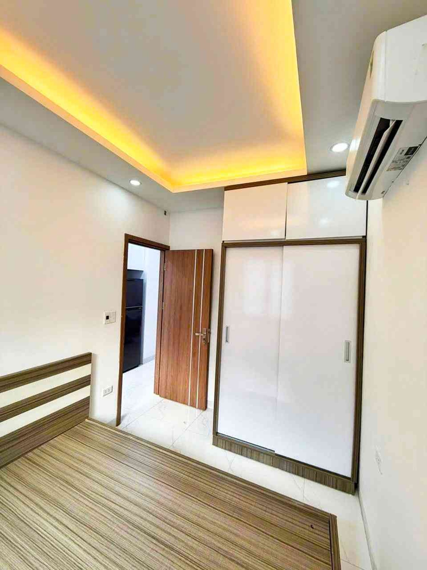 Bán nhà Thổ Quan - diện tích 50m2 1 tầng - Căn hộ đẹp, thoáng sáng - giá 2,8 tỷ