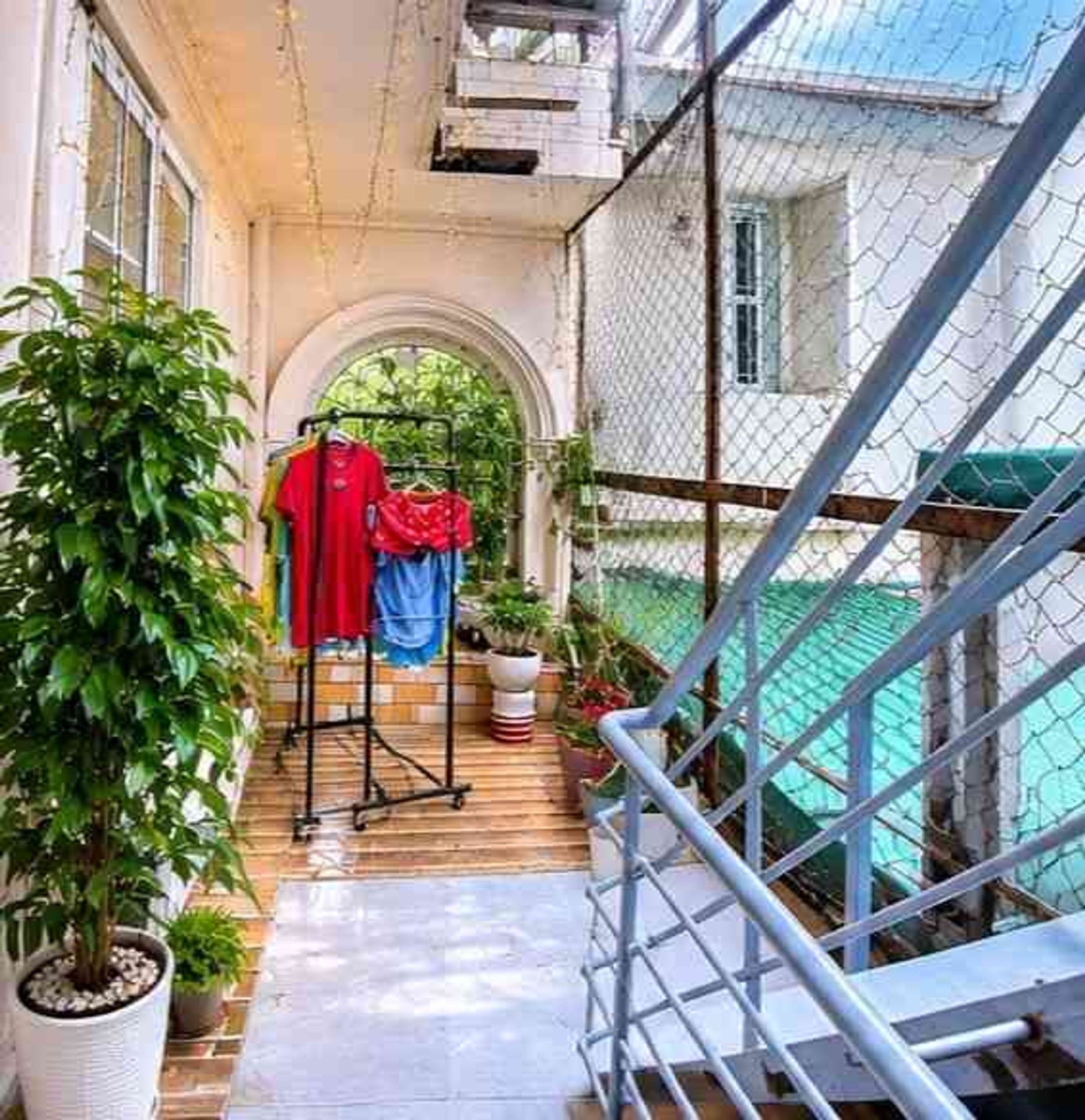 Bán nhà Định Công - diện tích 55m2 4 tầng - Nhà riêng, nội thất đầy đủ - giá 6 tỷ