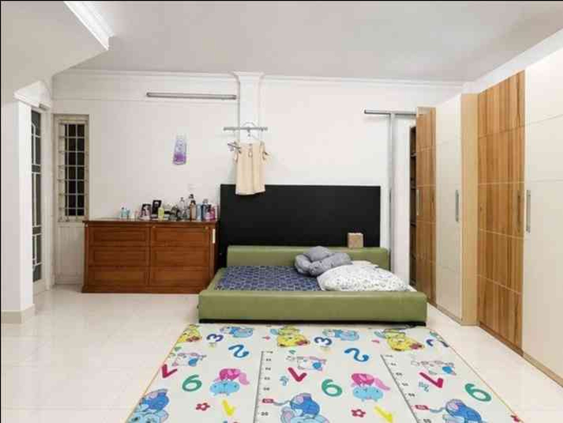 Bán nhà Định Công - diện tích 55m2 4 tầng - Nhà riêng, nội thất đầy đủ - giá 6 tỷ