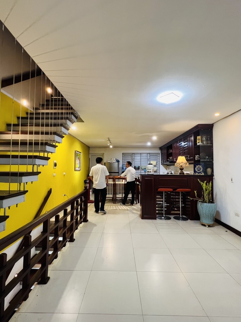 Bán nhà Đại Mỗ - diện tích 72.5m2 4 tầng - ô tô vào nhà - giá 26,5 tỷ