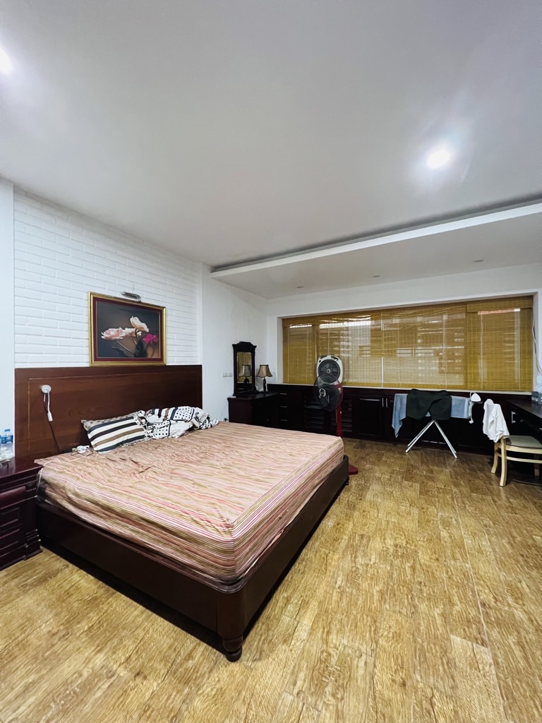 Bán nhà Đại Mỗ - diện tích 72.5m2 4 tầng - ô tô vào nhà - giá 26,5 tỷ