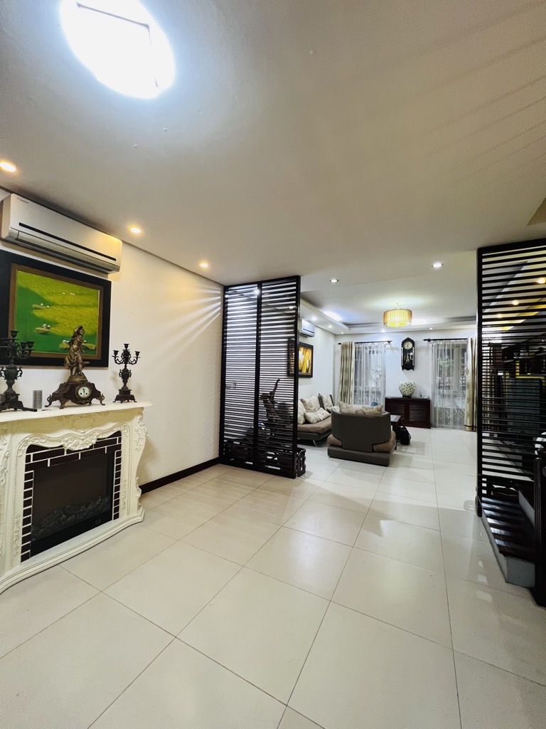 Bán nhà Đại Mỗ - diện tích 72.5m2 4 tầng - ô tô vào nhà - giá 26,5 tỷ