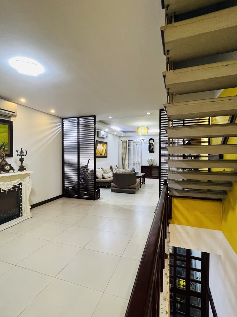 Bán nhà Đại Mỗ - diện tích 72.5m2 4 tầng - ô tô vào nhà - giá 26,5 tỷ