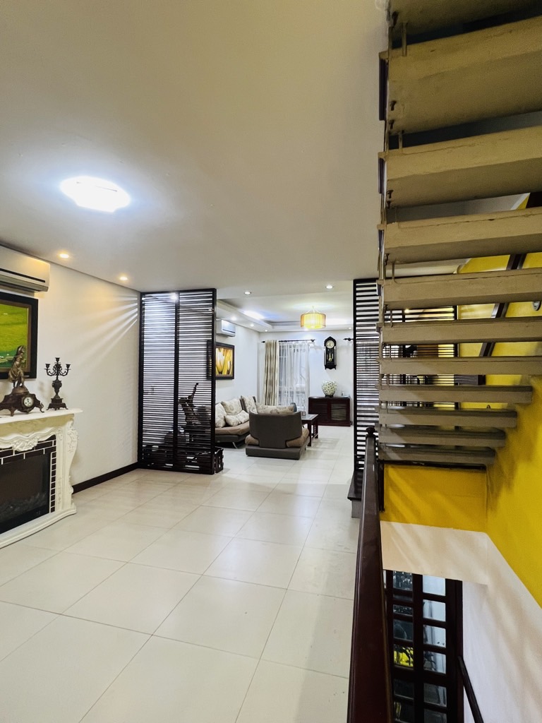 Bán nhà Đại Mỗ - diện tích 72.5m2 4 tầng - ô tô vào nhà - giá 26,5 tỷ