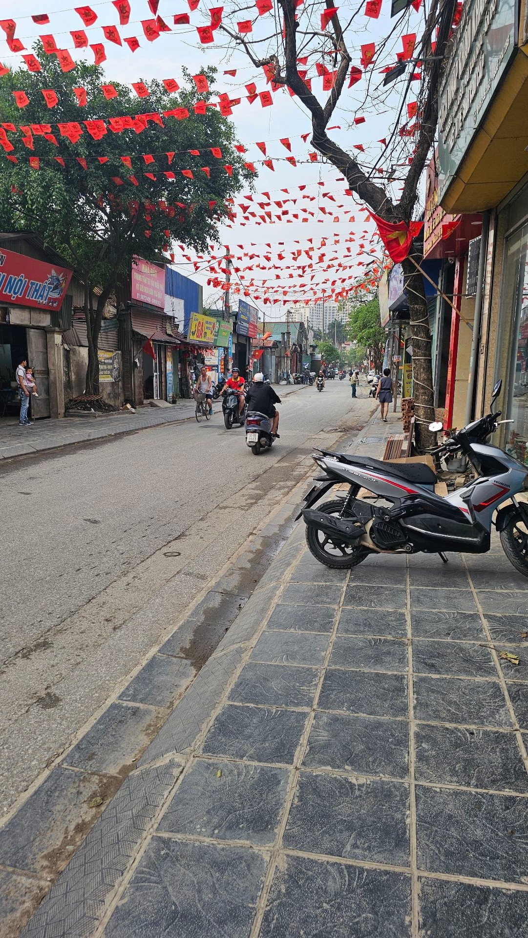 Bán nhà Vĩnh Hưng - diện tích 30m2 3 tầng - Ô tô tải đỗ cổng - giá 3,45 tỷ