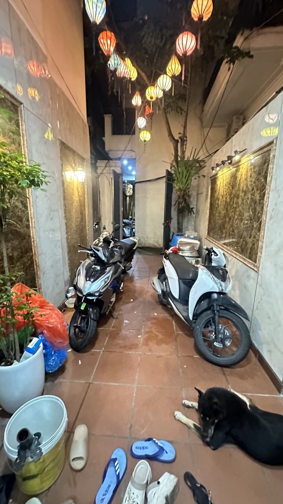 Bán nhà Ngõ Thống Nhất - diện tích 89m2 3 tầng - Đầu tư sinh lời - giá 21 tỷ