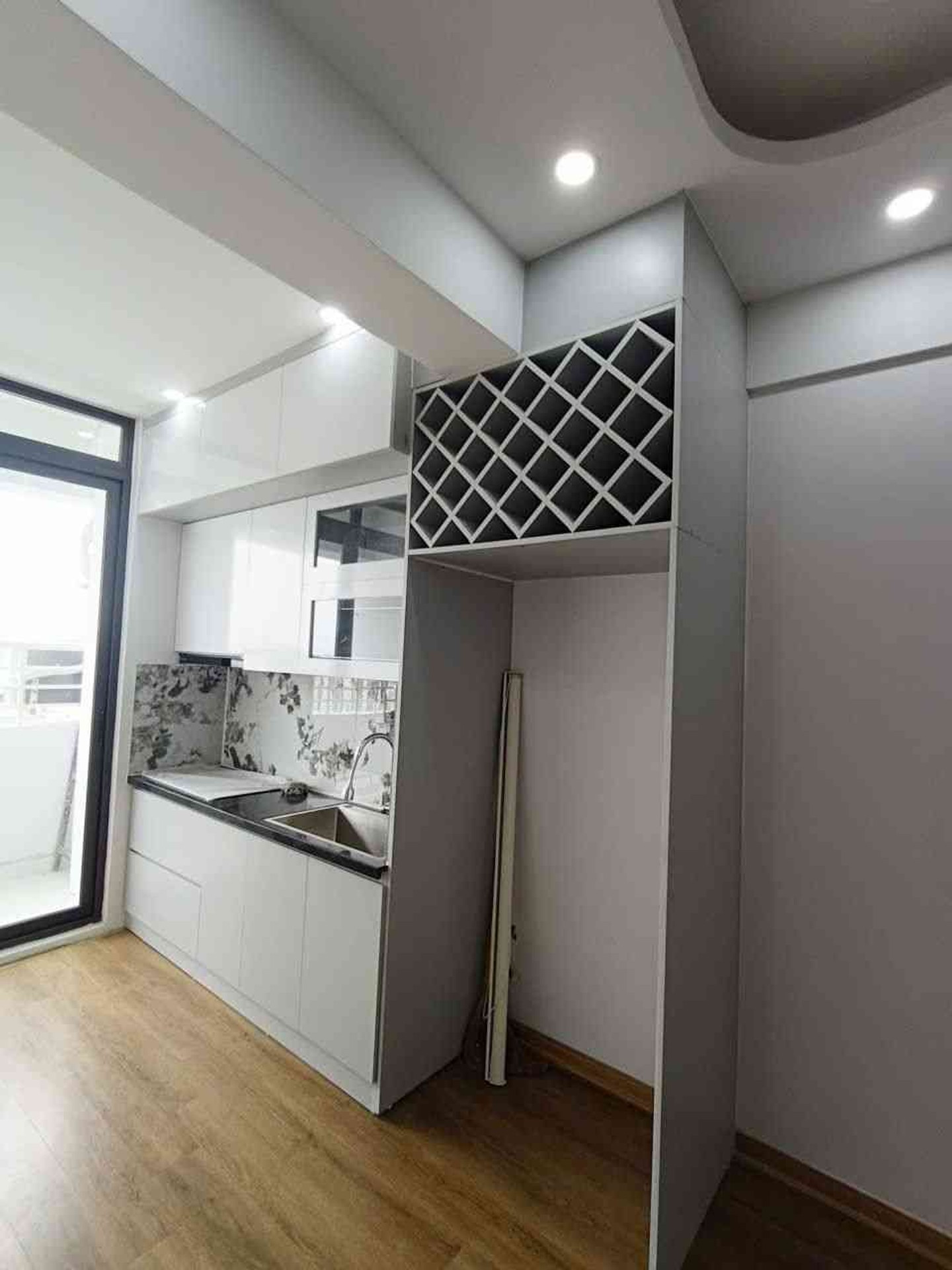 Bán nhà Hoàng Mai - diện tích 51m2 1 tầng - View trọn hồ Vĩnh Hoàng - giá 4,6 tỷ