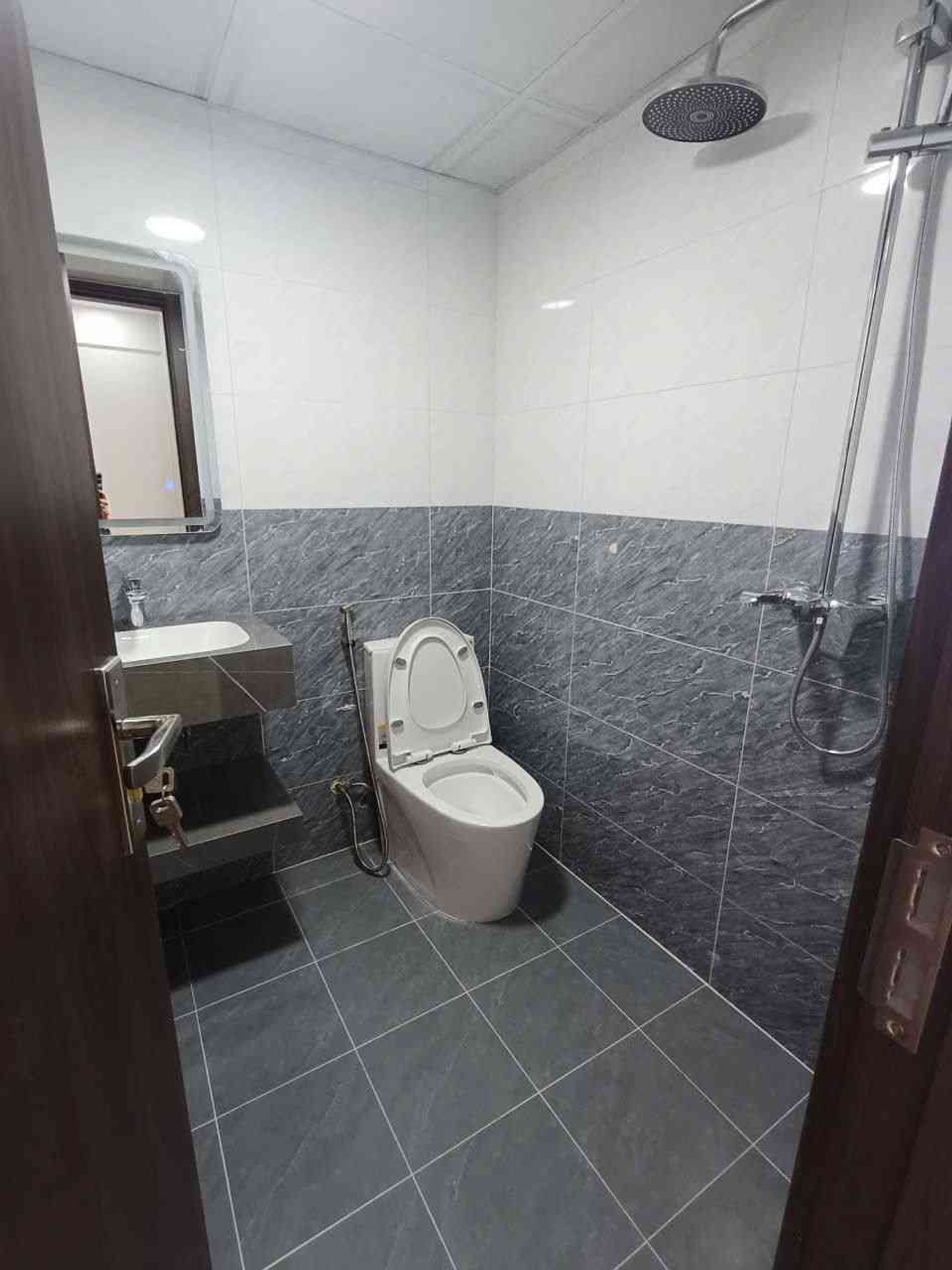 Bán nhà Hoàng Mai - diện tích 51m2 1 tầng - View trọn hồ Vĩnh Hoàng - giá 4,6 tỷ