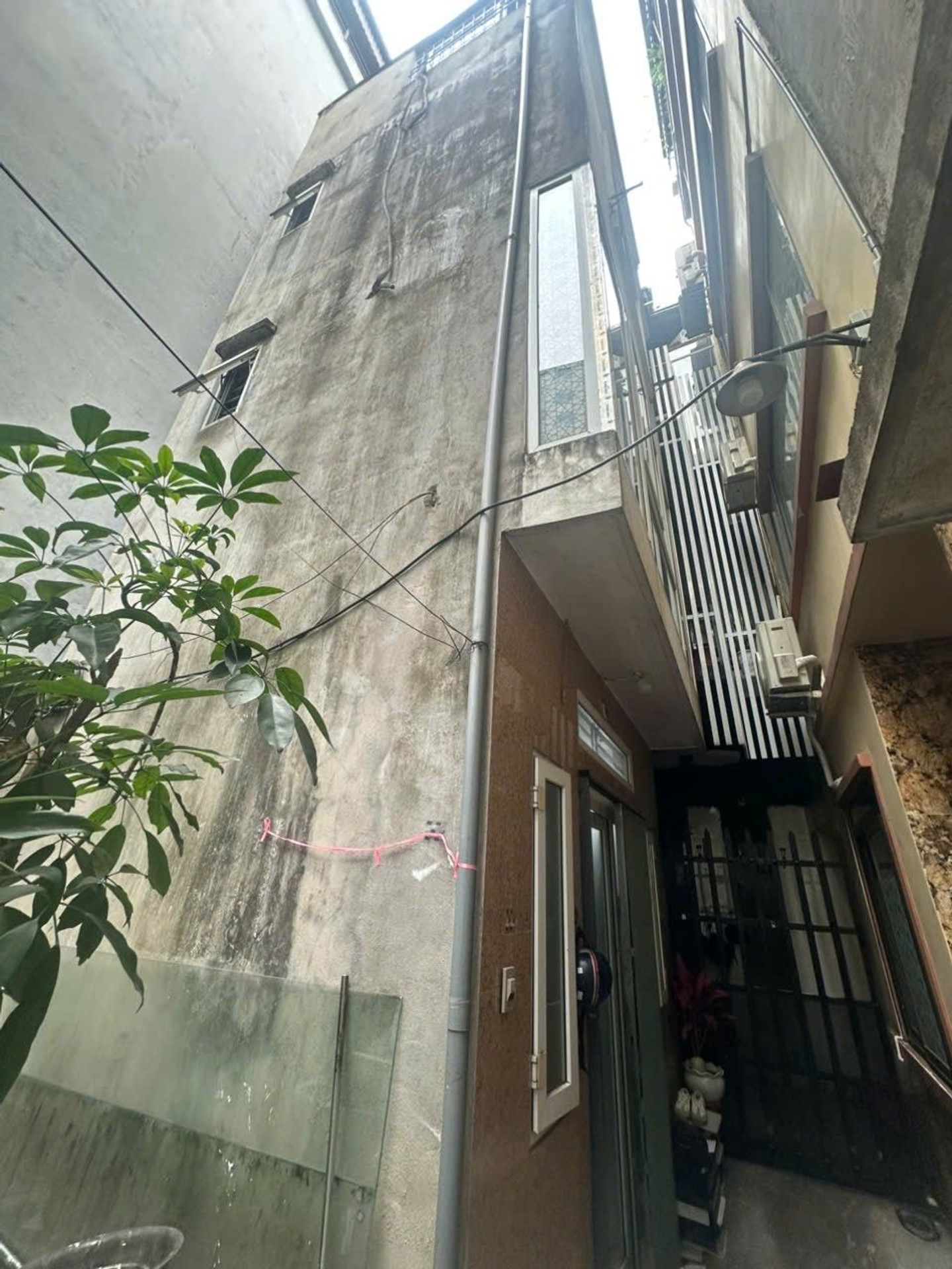 Bán nhà Tô Hoàng - diện tích 15m2 4 tầng - gần ô tô - giá 4,8 tỷ