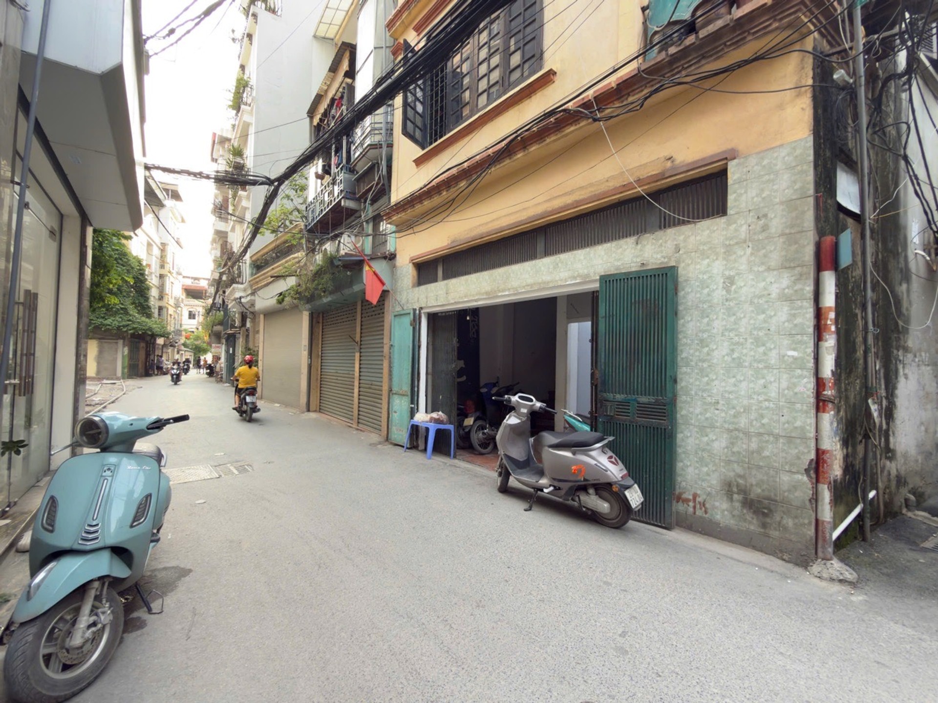 Bán nhà Vương Thừa Vũ - diện tích 50m2 4 tầng - Lô góc, kinh doanh - giá 24 tỷ