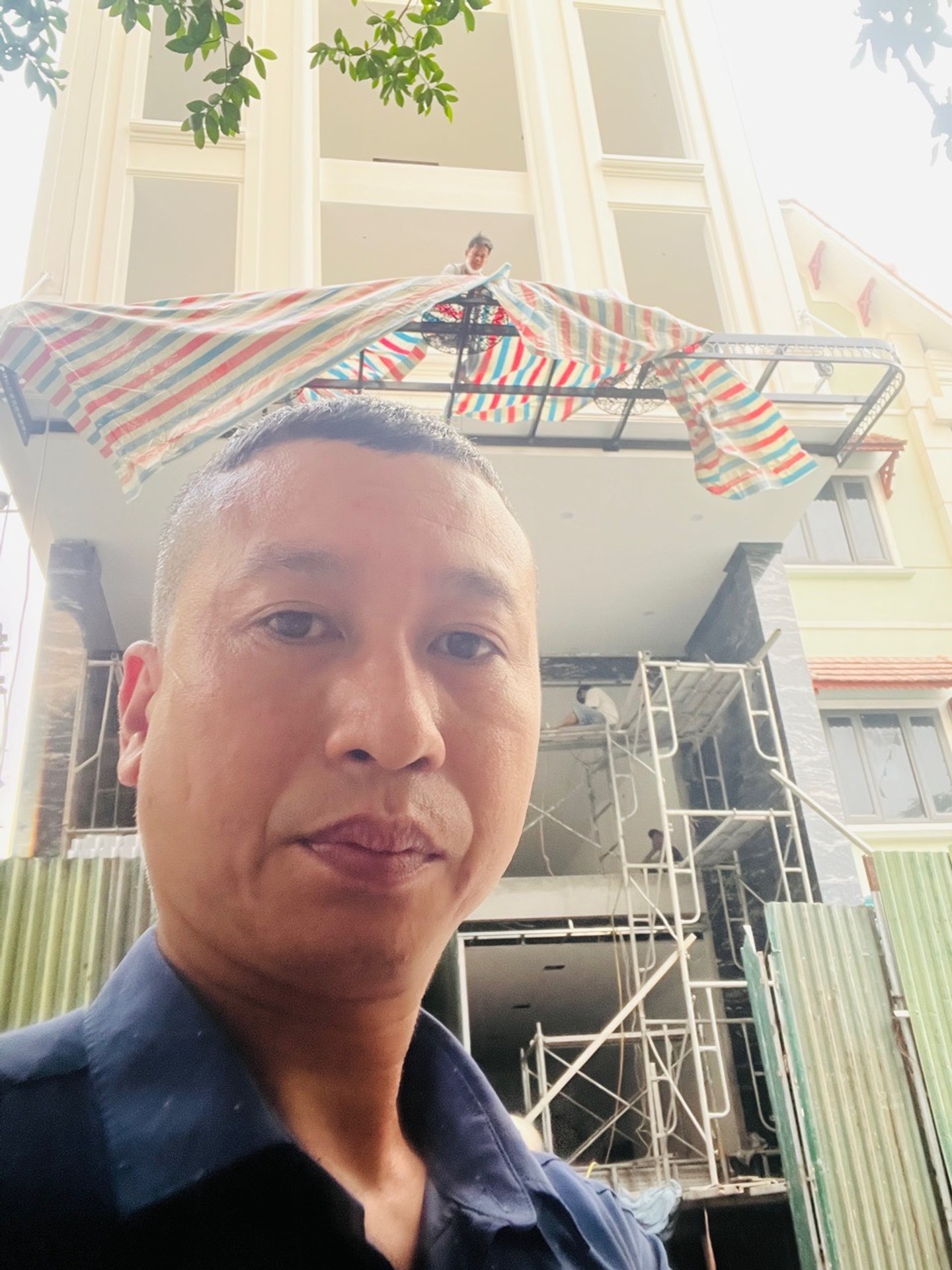 Bán nhà Cự Lộc - diện tích 147m2 9 tầng - Lô góc 3 mặt thoáng - giá 105 tỷ