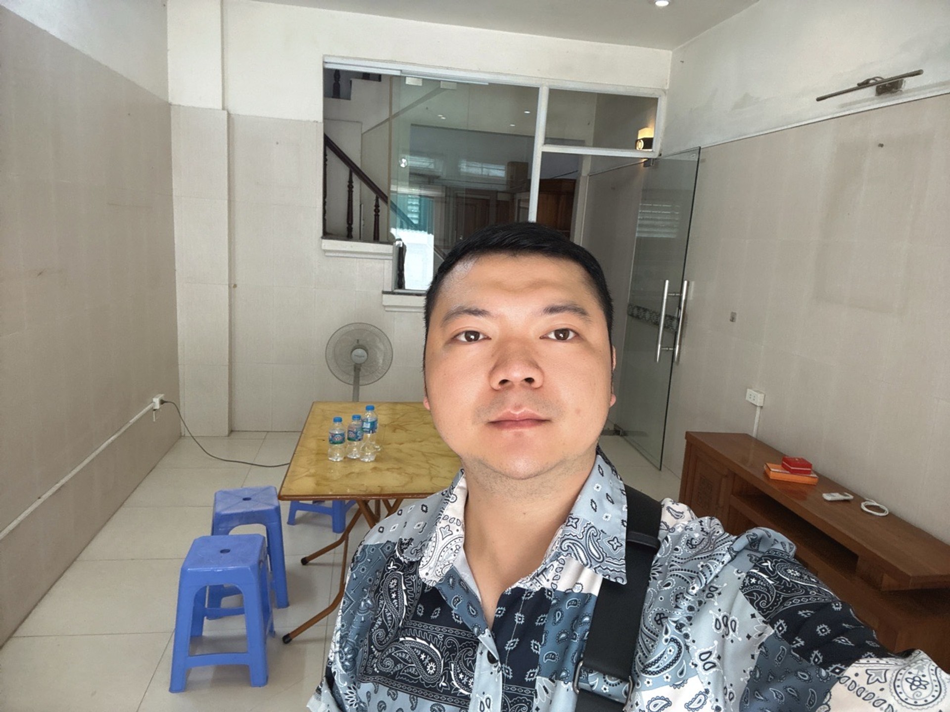 Bán nhà Trương Định - diện tích 51m2 4 tầng - ô tô đỗ cửa - giá 12,6 tỷ