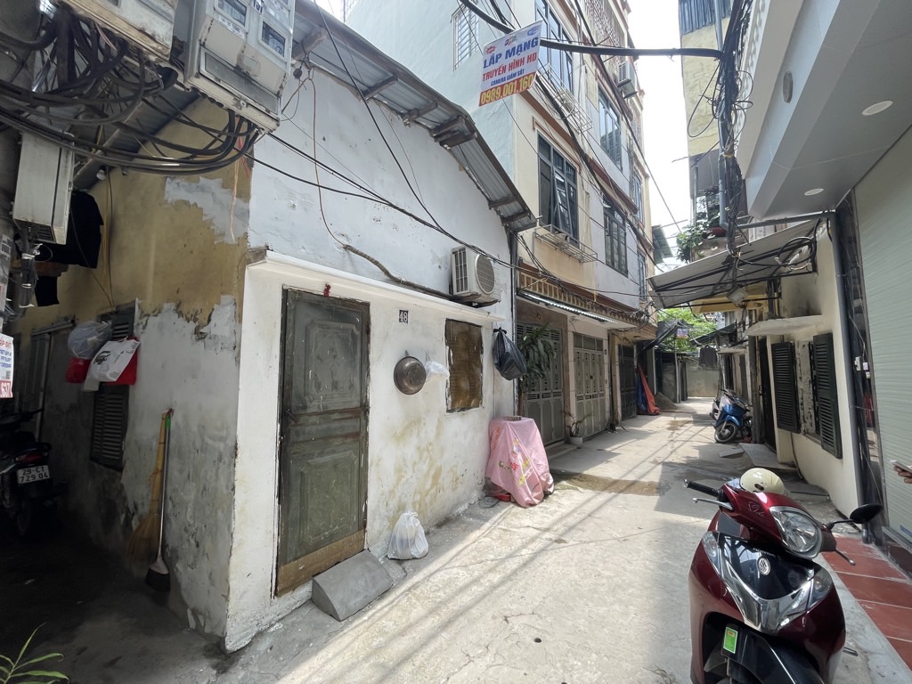 Bán nhà Tân Mai - diện tích 73m2 1 tầng - Ô tô đỗ cửa - giá 8 tỷ