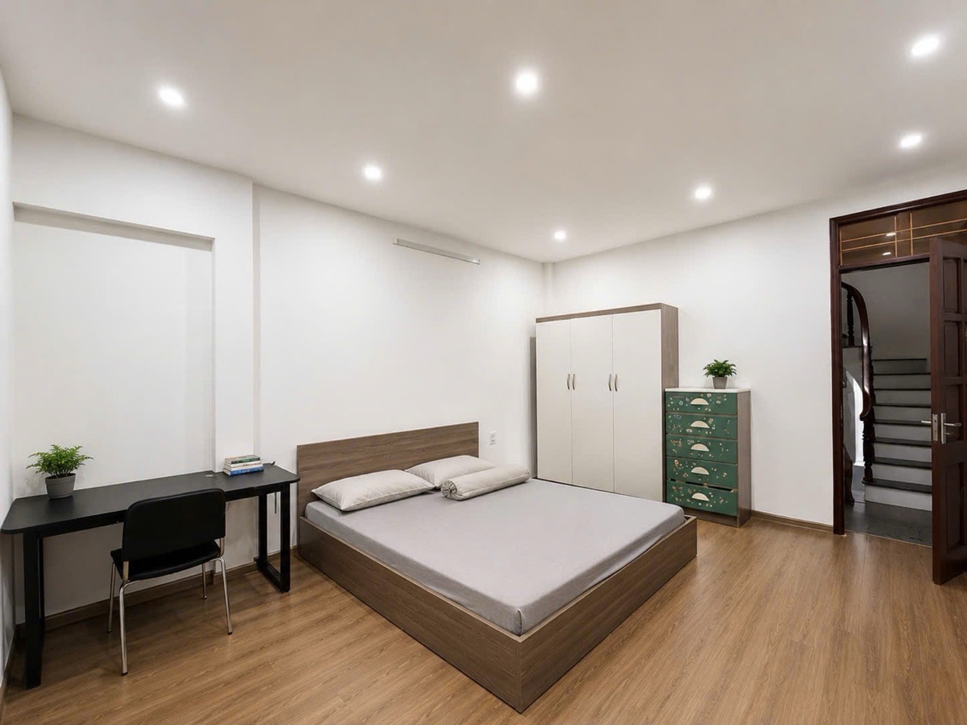 Bán nhà Kim Giang - diện tích 32m2 5 tầng - ô tô đỗ cửa - giá 9,3 tỷ