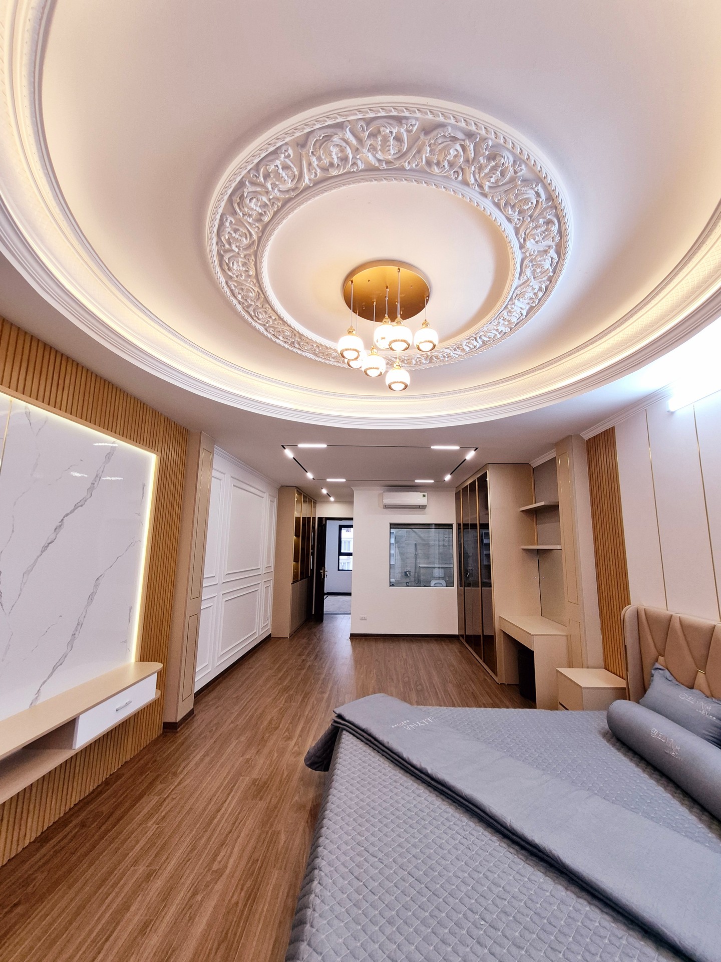 Bán nhà Ngõ 3 Đền Lừ - diện tích 51m2 7 tầng - 2 mặt thoáng - giá 33,2 tỷ