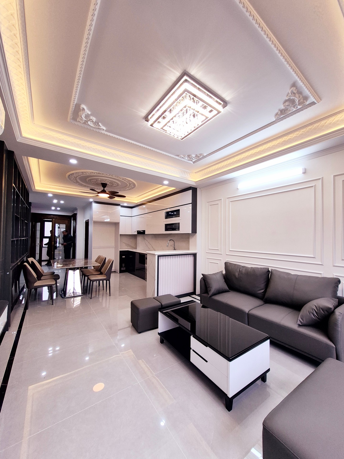 Bán nhà Ngõ 3 Đền Lừ - diện tích 51m2 7 tầng - 2 mặt thoáng - giá 33,2 tỷ