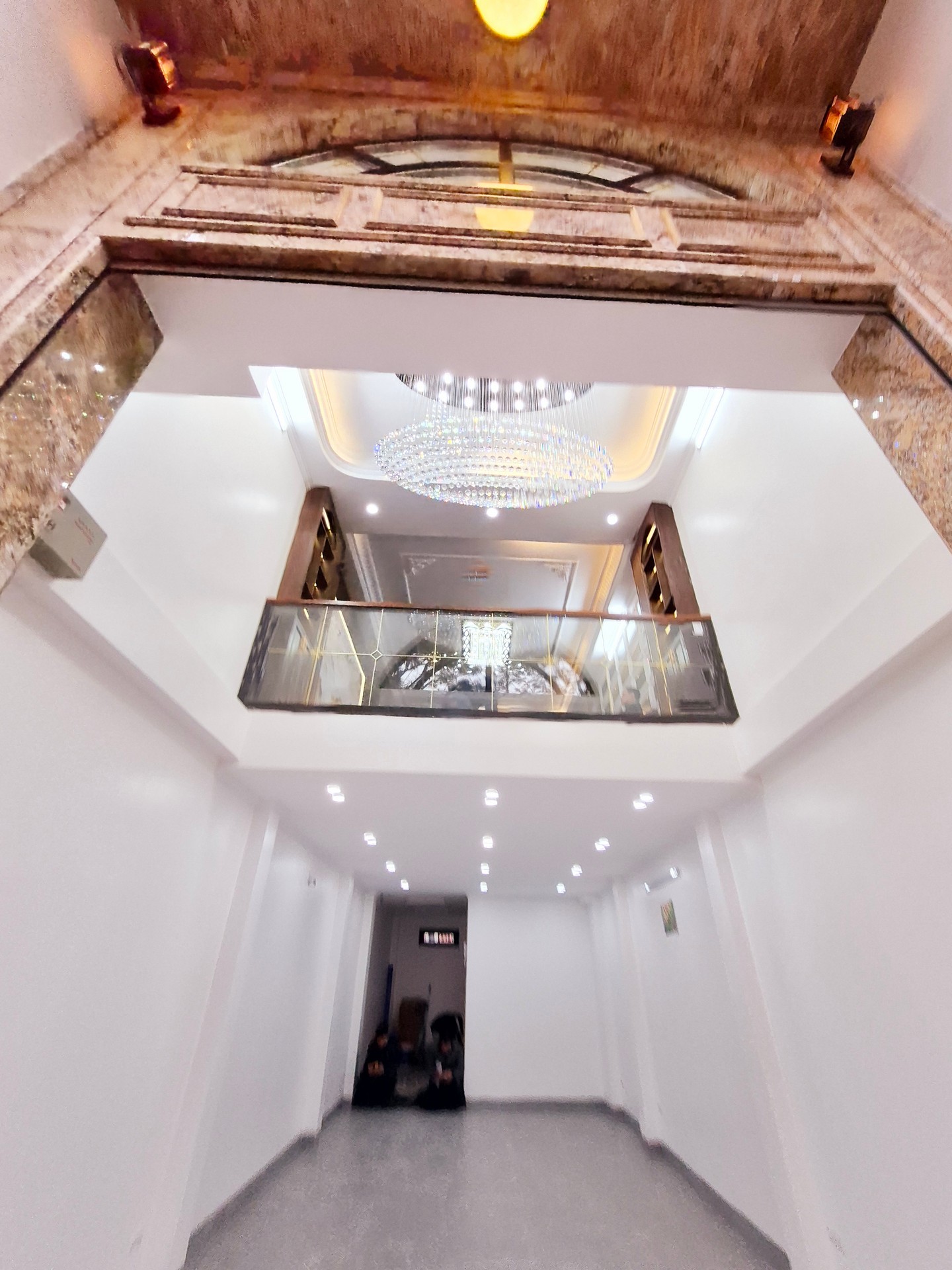 Bán nhà Ngõ 3 Đền Lừ - diện tích 51m2 7 tầng - 2 mặt thoáng - giá 33,2 tỷ