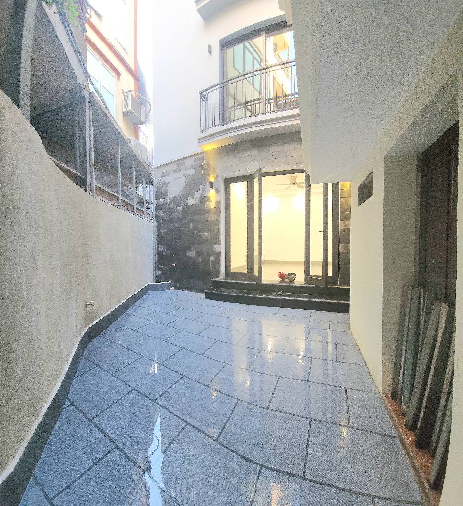 Bán nhà Võ Thị Sáu - diện tích 40m2 5 tầng - thang máy - giá 11,99 tỷ