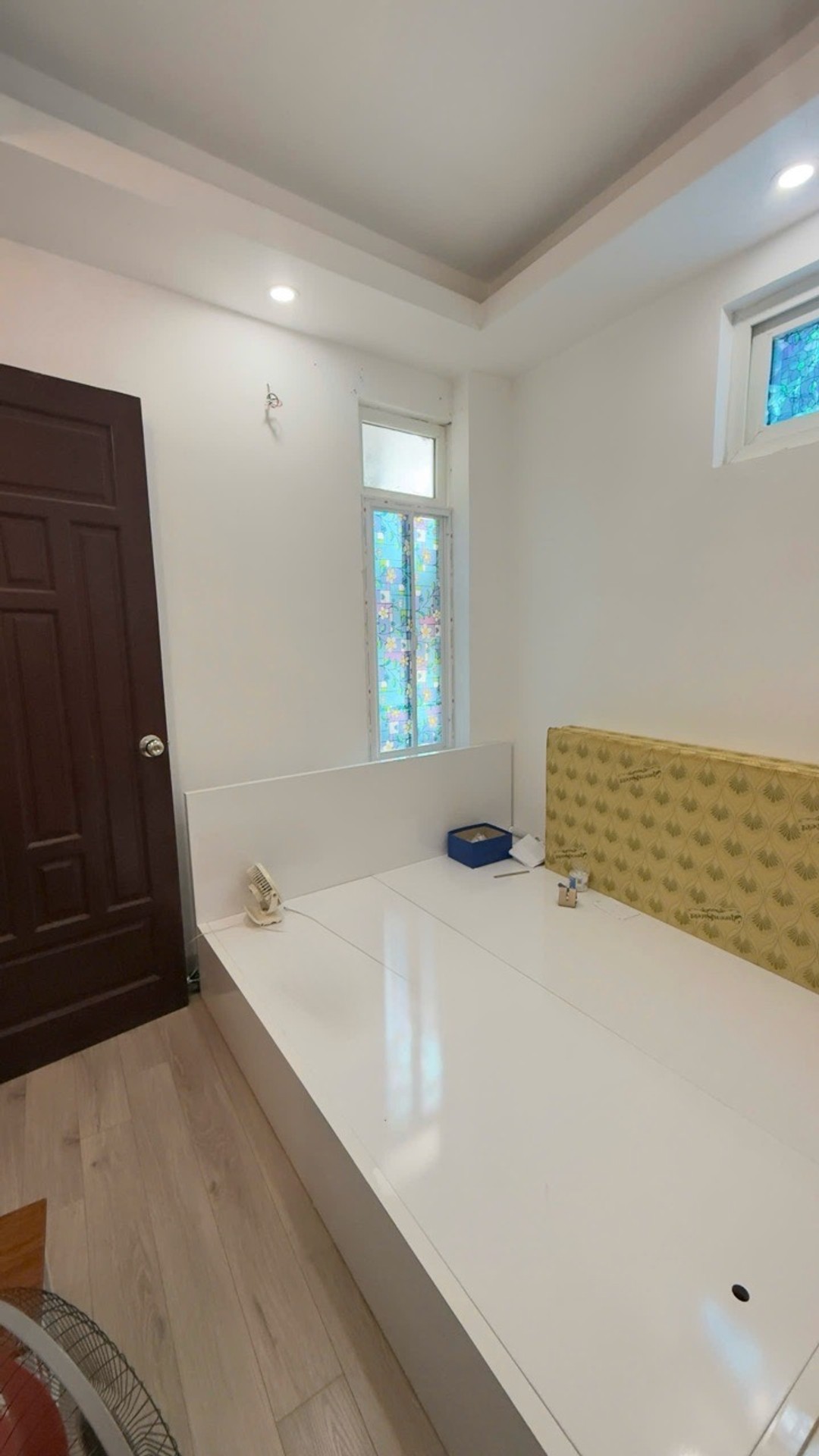 Bán nhà Văn Hương - diện tích 33m2 5 tầng - mặt ô tô tránh - giá 1,9 tỷ