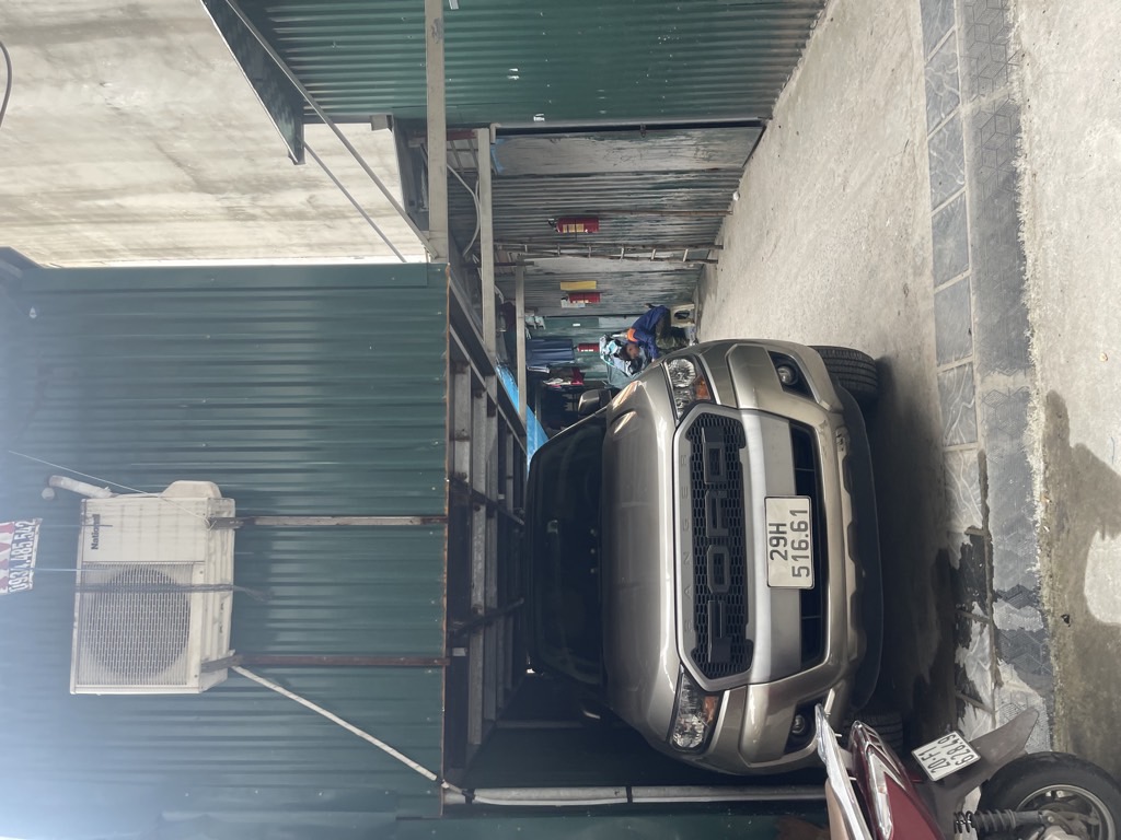 Bán nhà Bạch Đằng - diện tích 175.5m2 2 tầng - Nhà 2 mặt ngõ, ô tô tránh - giá 45 tỷ