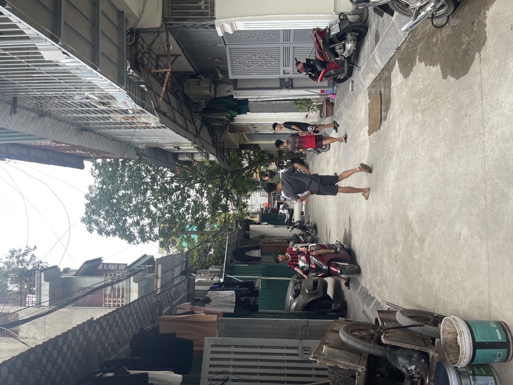 Bán nhà Bạch Đằng - diện tích 175.5m2 2 tầng - Nhà 2 mặt ngõ, ô tô tránh - giá 45 tỷ