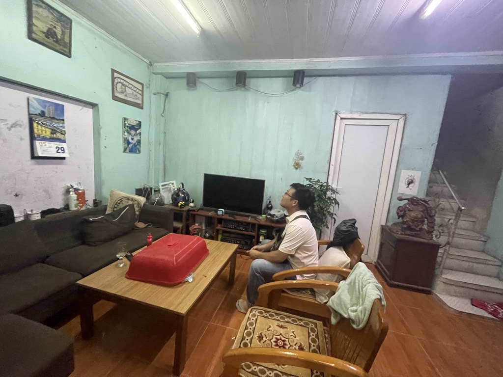 Bán nhà Bạch Đằng - diện tích 175.5m2 2 tầng - Nhà 2 mặt ngõ, ô tô tránh - giá 45 tỷ