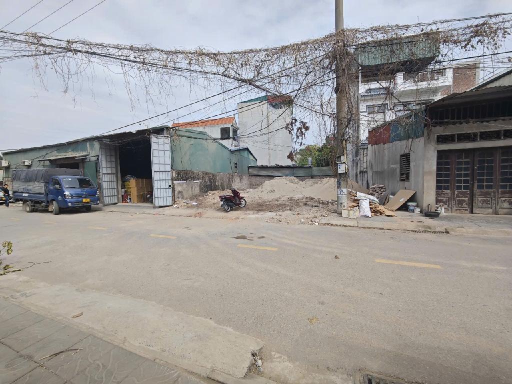 Bán nhà Thúy Lĩnh - diện tích 204m2 0 tầng - Đất - giá 31,8 tỷ