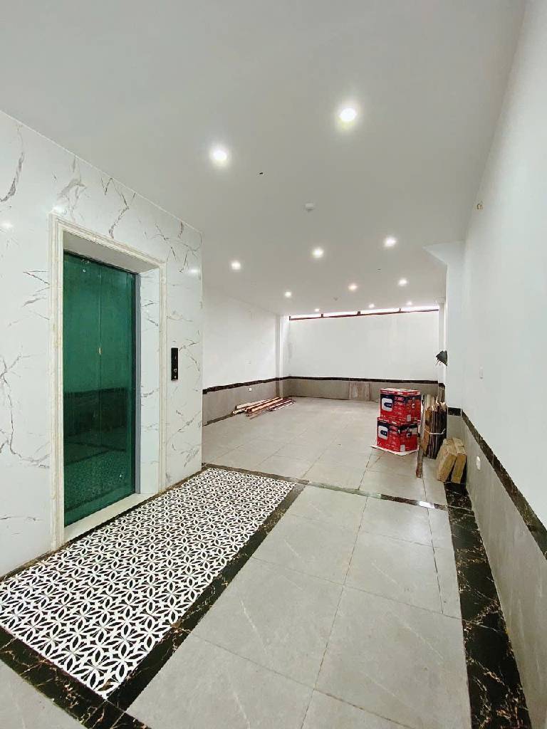 Bán nhà Kim Ngưu - diện tích 79m2 7 tầng - Thang máy, 24 phòng khép kín - giá 20,9 tỷ