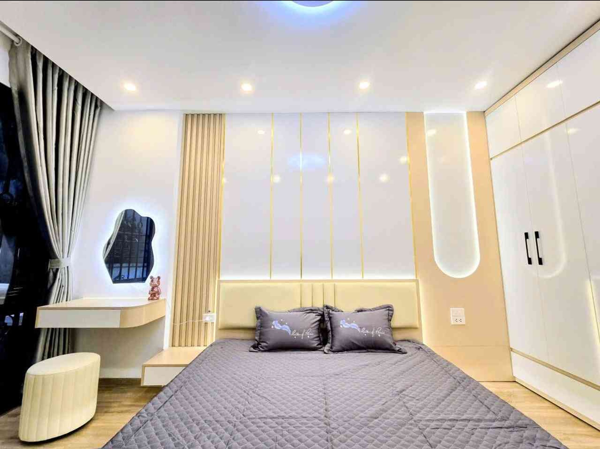 Bán nhà Giáp Nhị - diện tích 30m2 6 tầng - gần ô tô - giá 7,8 tỷ