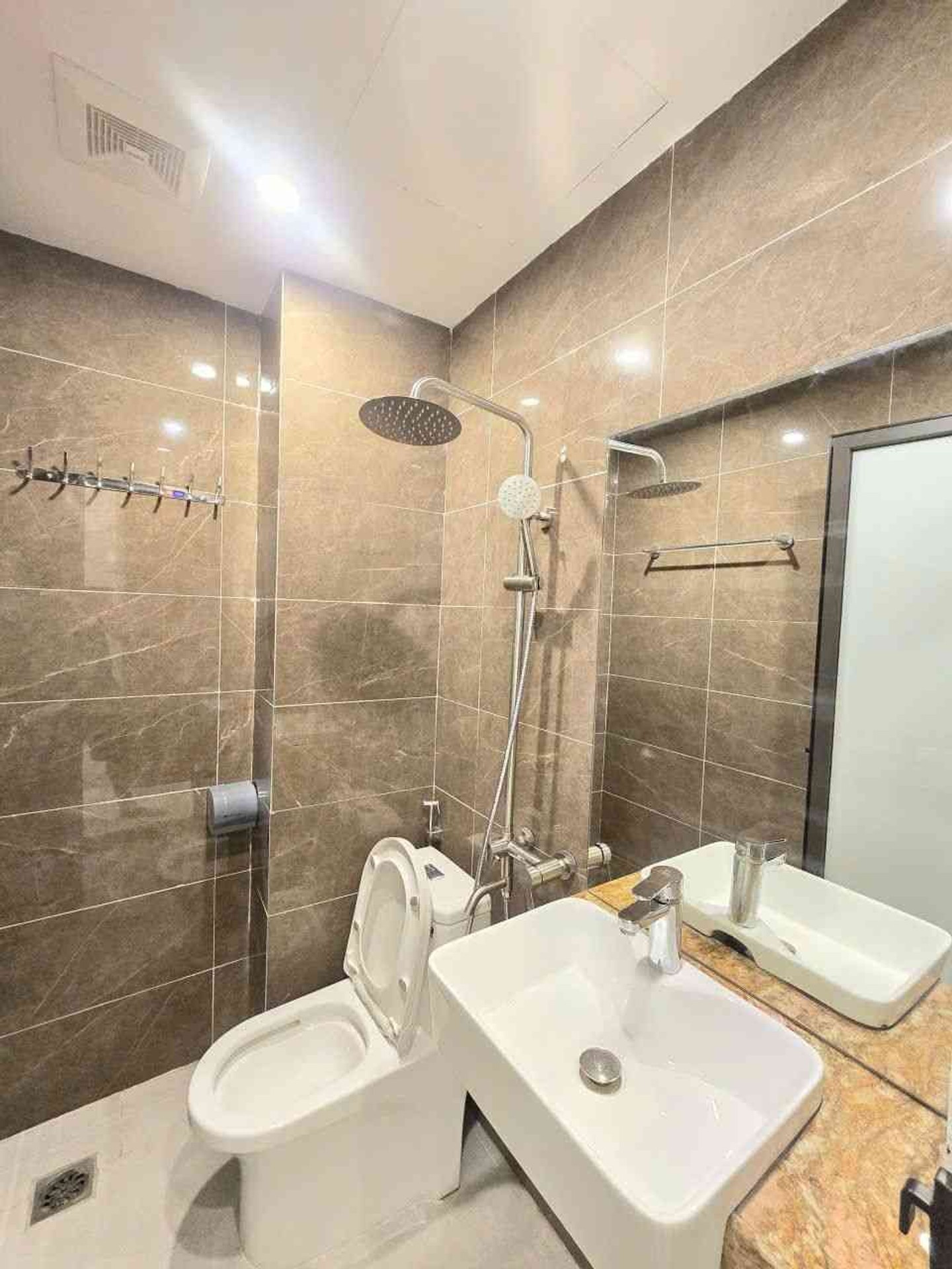 Bán nhà Giáp Nhị - diện tích 30m2 6 tầng - gần ô tô - giá 7,8 tỷ