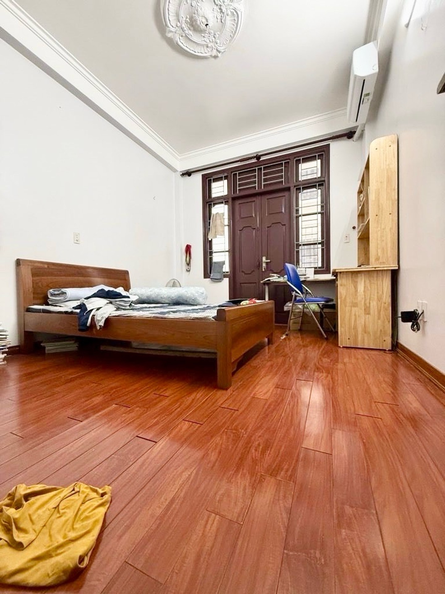 Bán nhà Hoàng Mai - diện tích 40m2 6 tầng - Ngõ ba gác - giá 10,6 tỷ