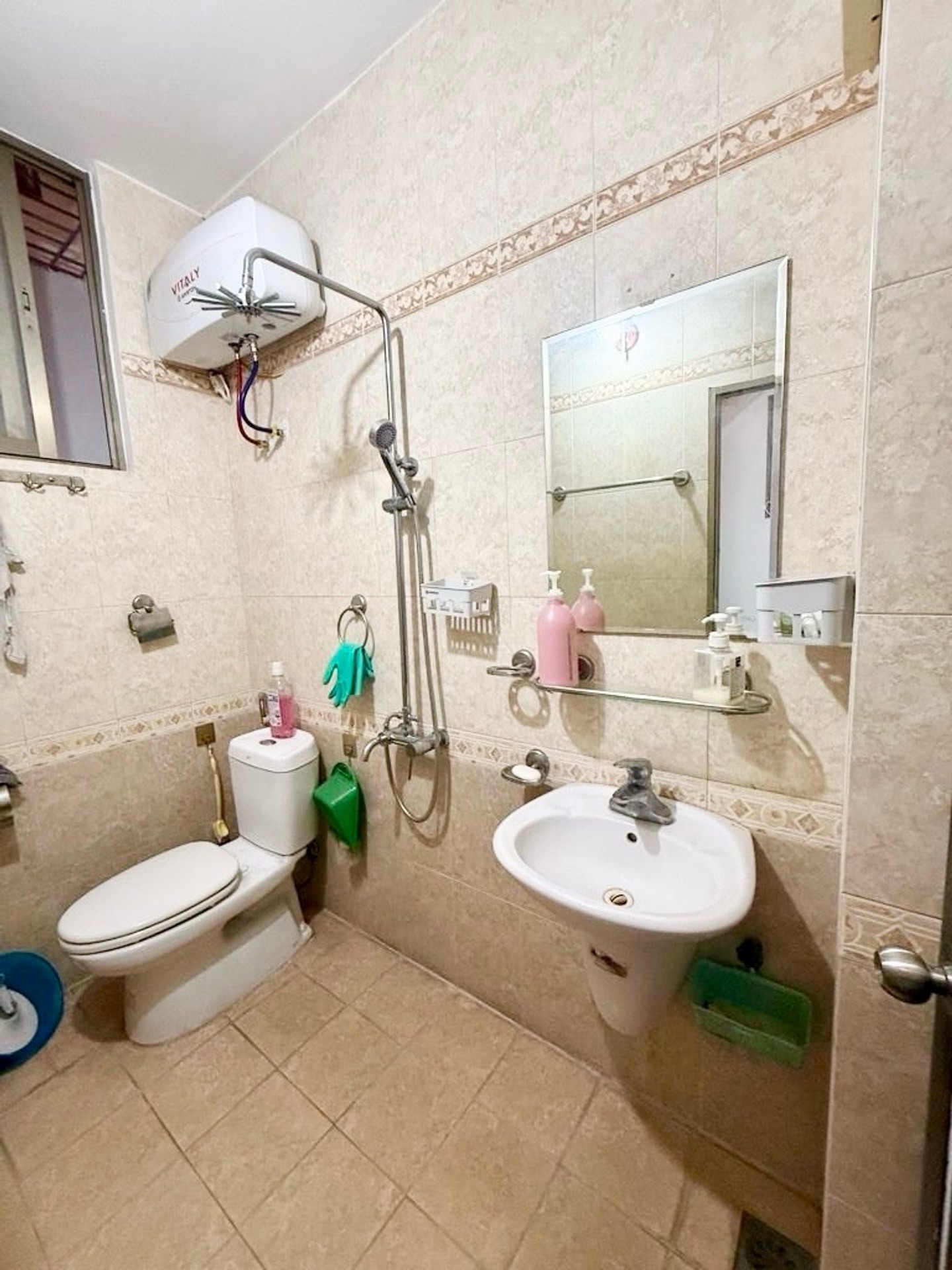 Bán nhà Hoàng Mai - diện tích 40m2 6 tầng - Ngõ ba gác - giá 10,6 tỷ