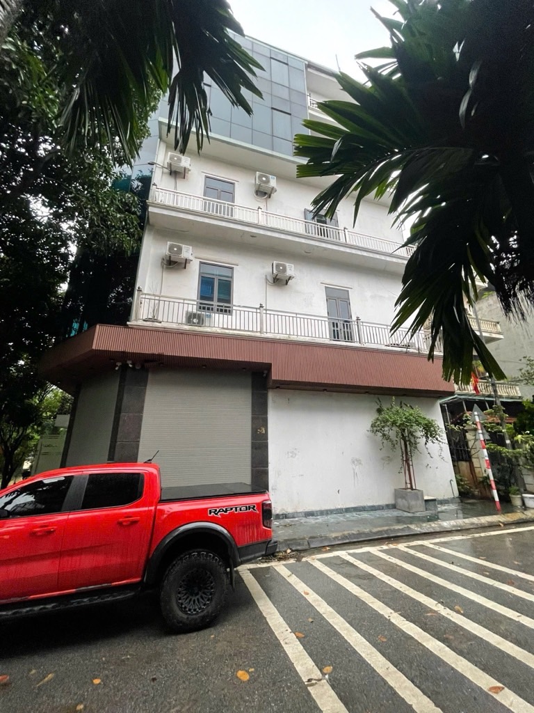 Bán nhà Lĩnh Nam - diện tích 90m2 5 tầng - Lô góc, ô tô tránh - giá 25,5 tỷ