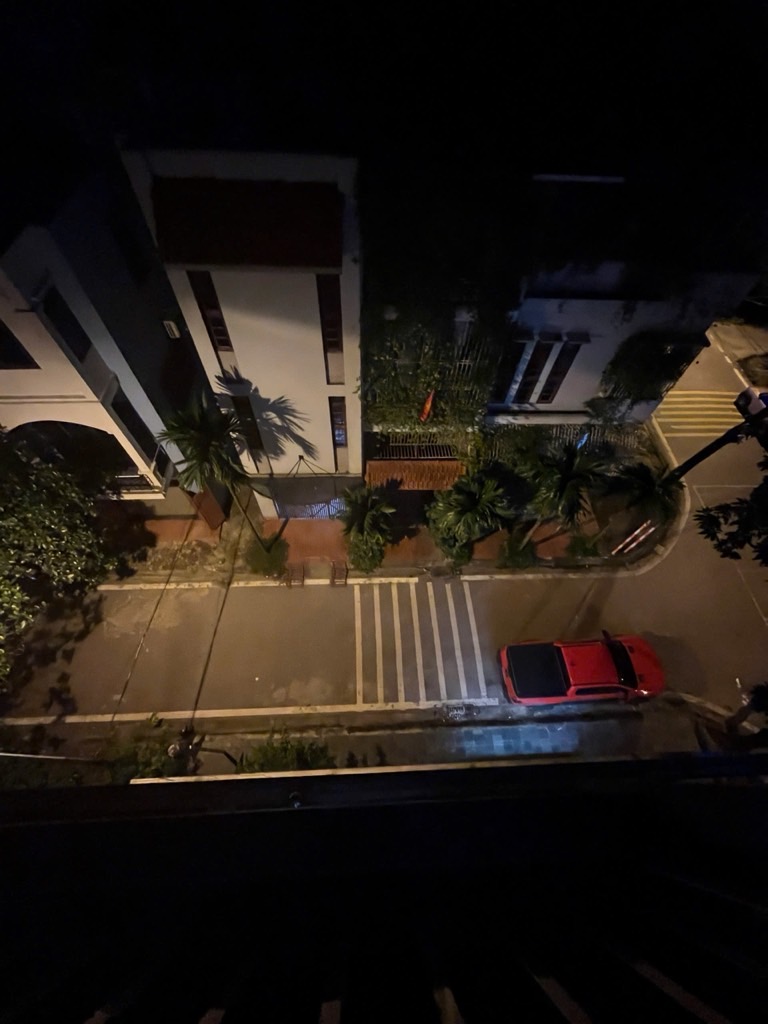 Bán nhà Lĩnh Nam - diện tích 90m2 5 tầng - Lô góc, ô tô tránh - giá 25,5 tỷ