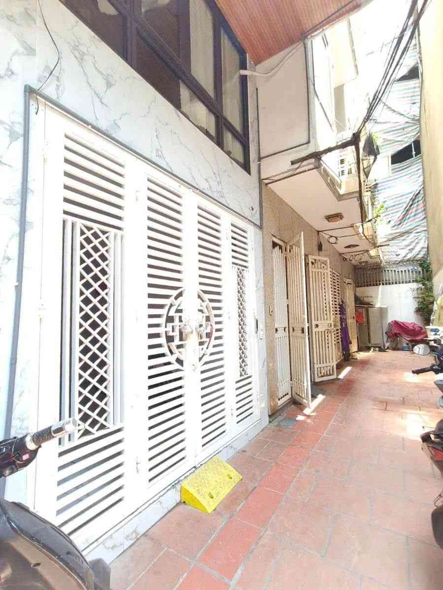 Bán nhà Hoàng Mai - diện tích 32m2 5 tầng - CĂN HỘ DỊCH VỤ HIẾM - giá 8,9 tỷ
