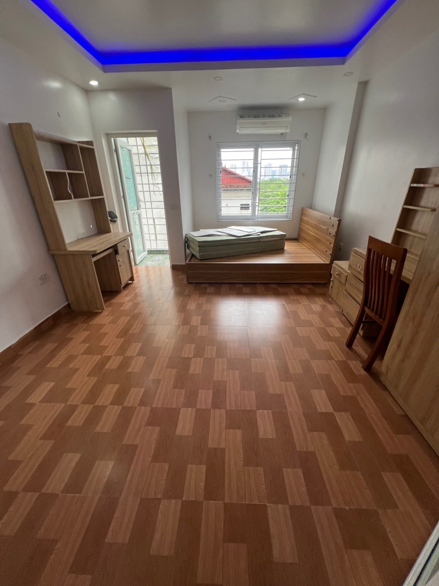 Bán nhà Đại Đồng - diện tích 30m2 5 tầng - Nhà KBT hai mặt thoáng - giá 6,9 tỷ