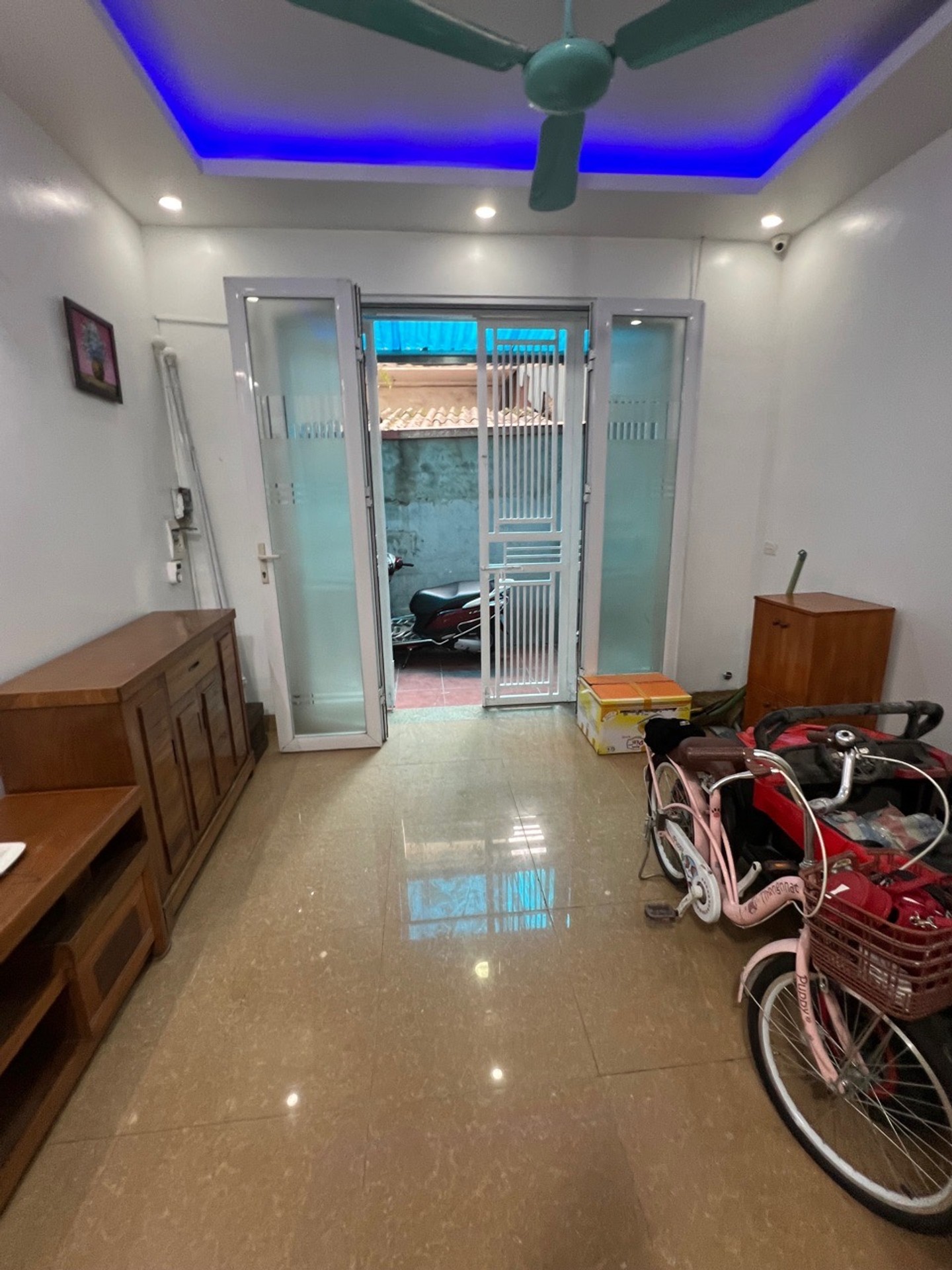 Bán nhà Đại Đồng - diện tích 30m2 5 tầng - Nhà KBT hai mặt thoáng - giá 6,9 tỷ