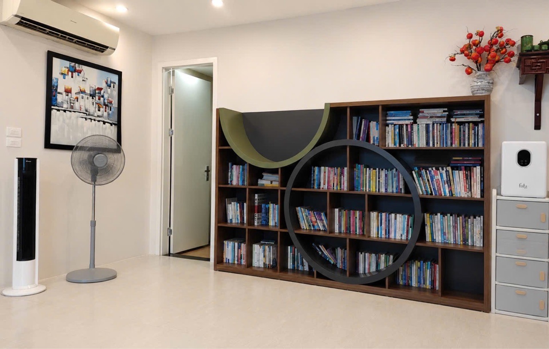 Bán nhà Nguyễn Trãi - diện tích 135m2 23 tầng - Lô góc - giá 13,6 tỷ