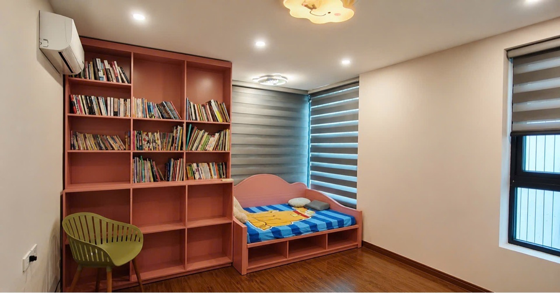 Bán nhà Nguyễn Trãi - diện tích 135m2 23 tầng - Lô góc - giá 13,6 tỷ
