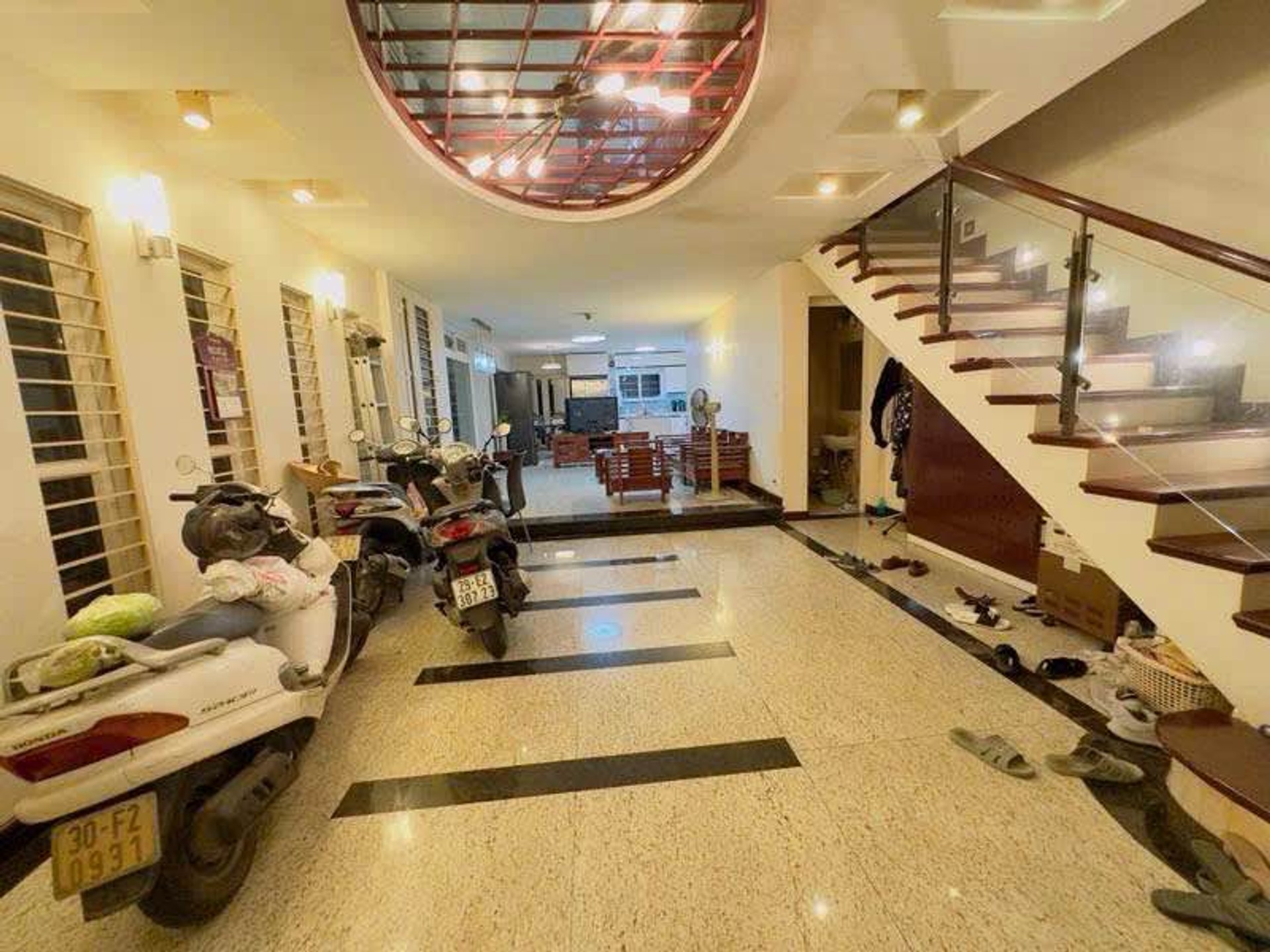 Bán nhà LICOGI 13 - diện tích 147m2 5 tầng - Ô TÔ TRÁNH ĐỖ NGÀY ĐÊM - giá 54,5 tỷ