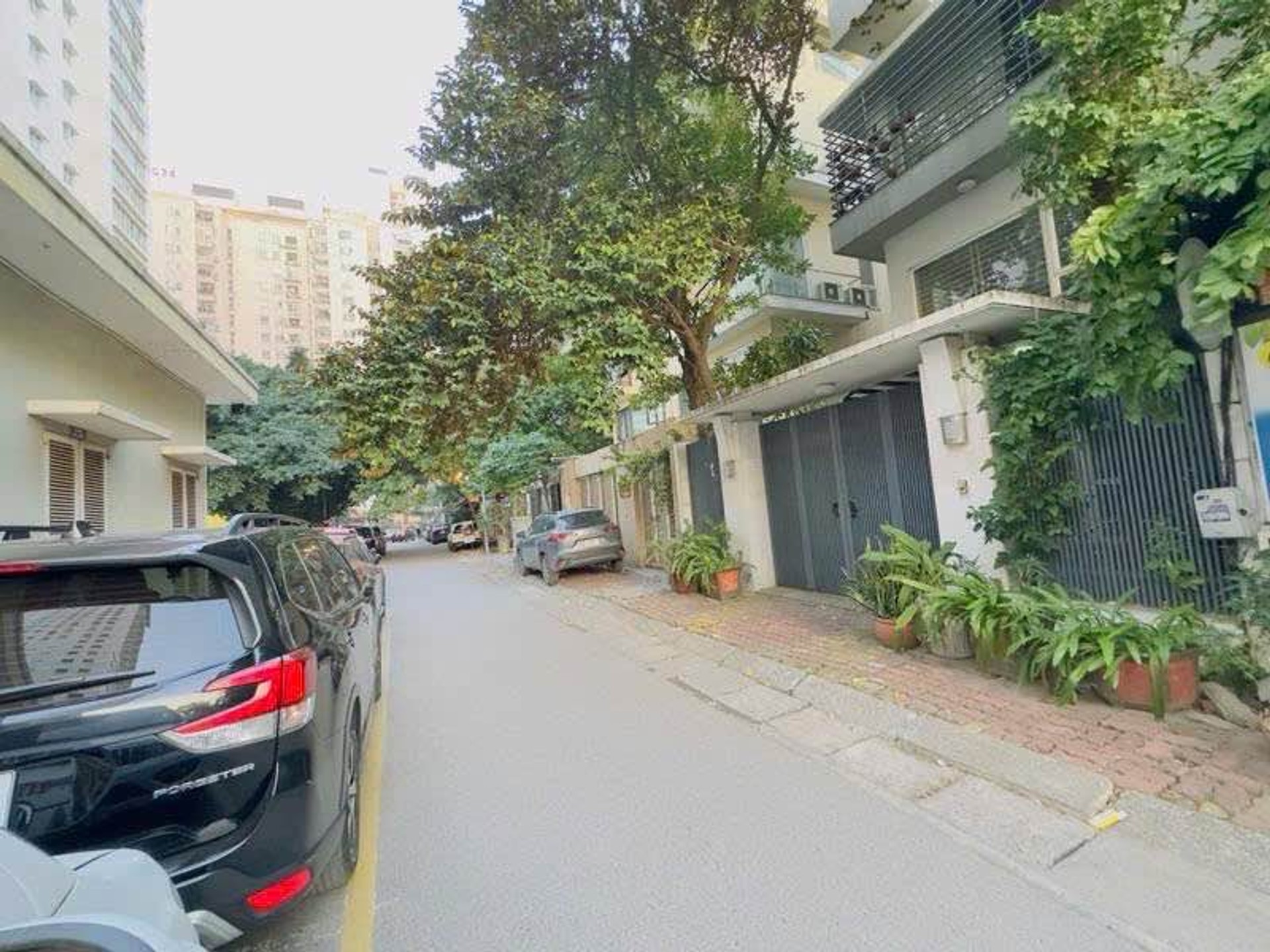 Bán nhà LICOGI 13 - diện tích 147m2 5 tầng - Ô TÔ TRÁNH ĐỖ NGÀY ĐÊM - giá 54,5 tỷ