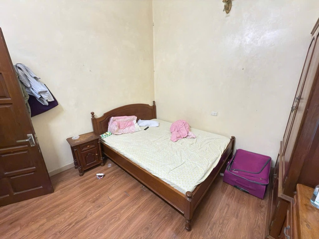Bán nhà Hồng Mai - diện tích 46m2 3 tầng - Ô TÔ ĐỖ CỬA - giá 16,3 tỷ
