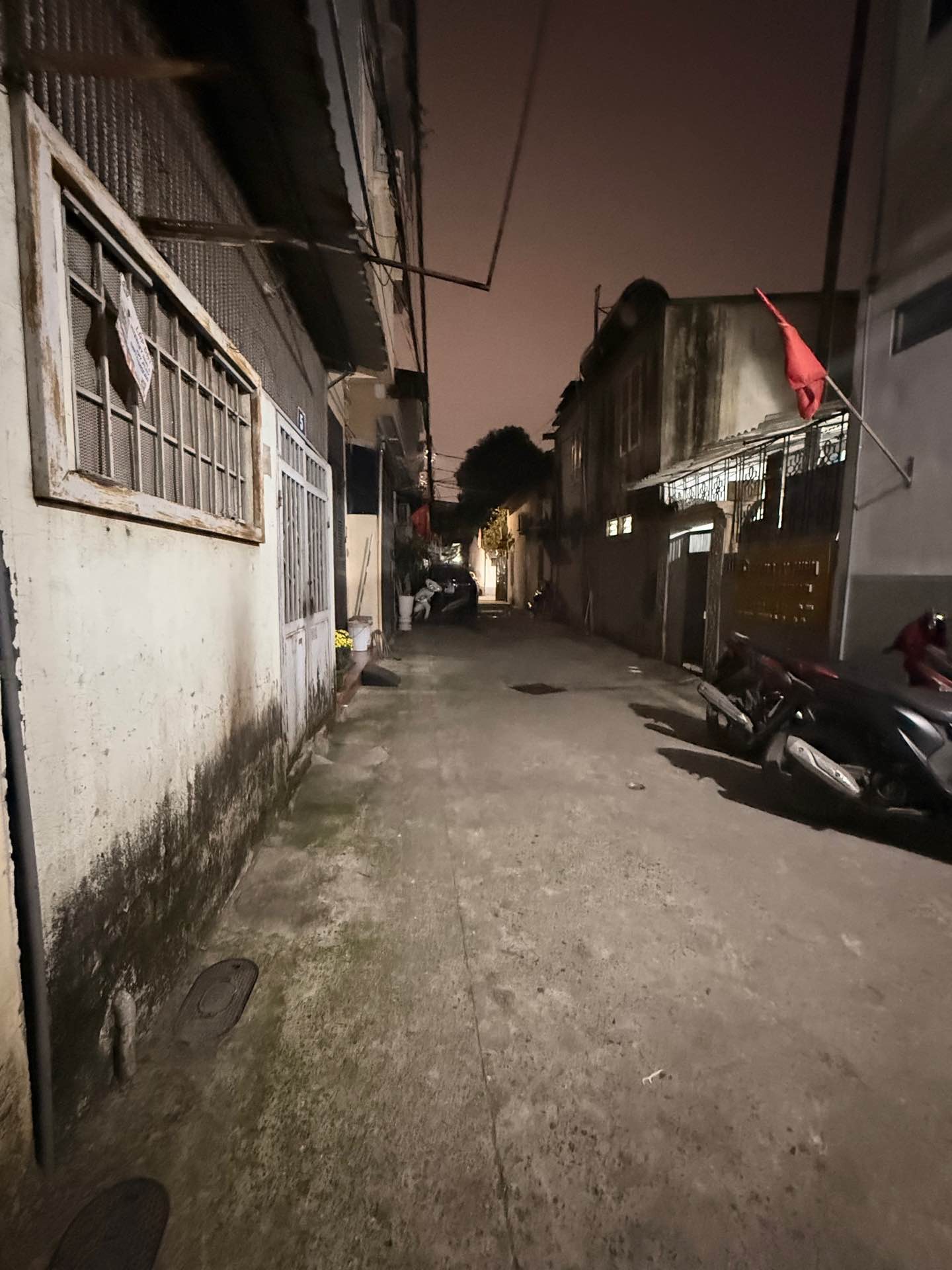Bán nhà Tân Mai - diện tích 54m2 4 tầng - ô tô đỗ cửa - giá 15,9 tỷ