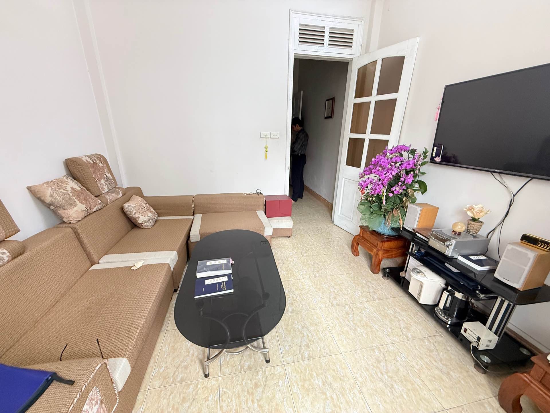 Bán nhà Khâm Thiên - diện tích 61m2 5 tầng - Chỉ có 1 mặt tiền - giá 46 tỷ