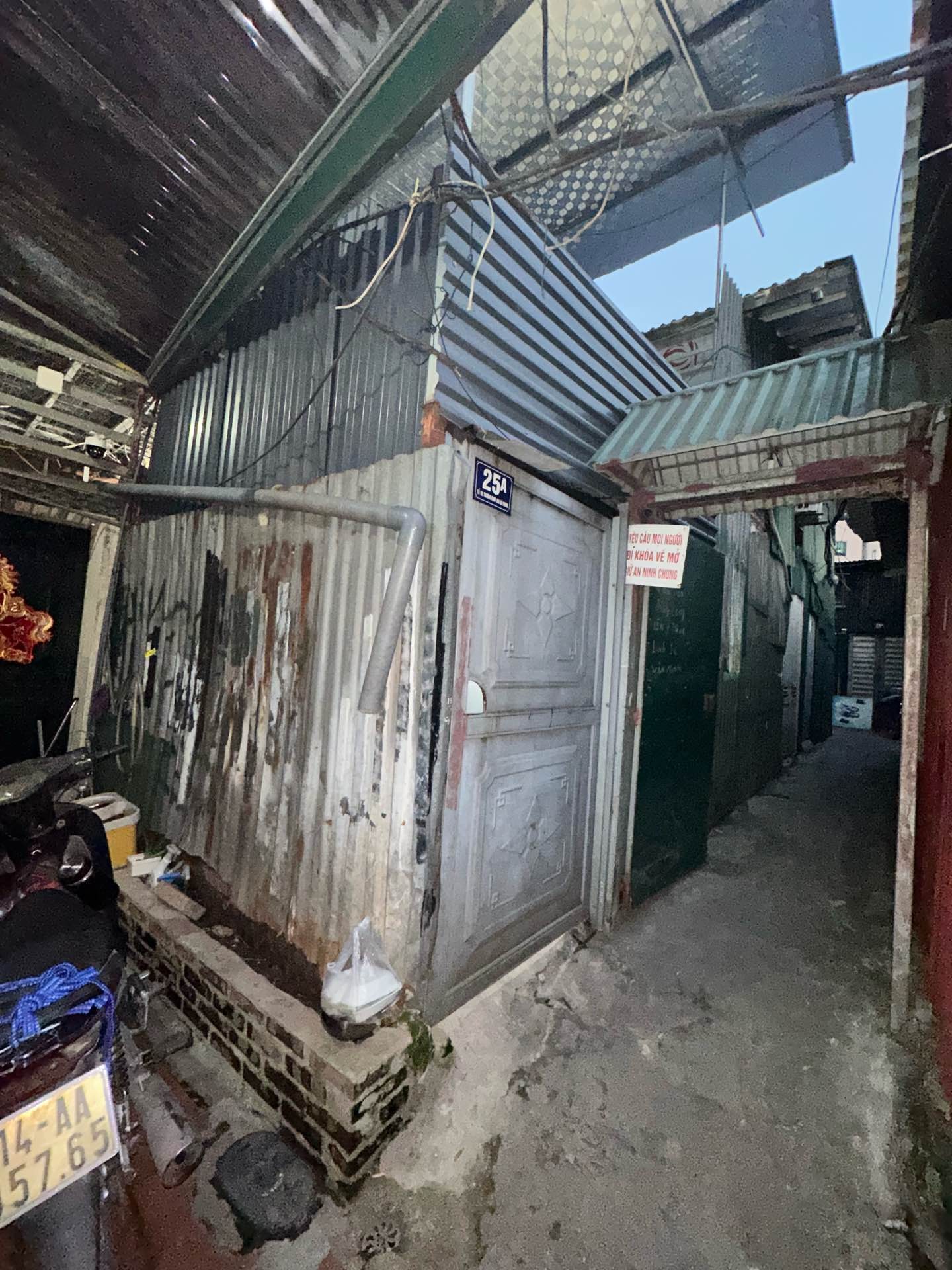 Bán nhà Trần Đại Nghĩa - diện tích 45m2 2 tầng - Nhà lô góc - giá 2,2 tỷ