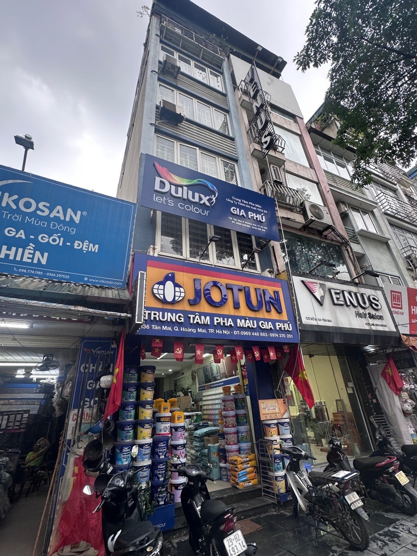 Bán nhà Tân Mai - diện tích 44m2 6 tầng - Mặt phố kinh doanh sầm uất - giá 32,8 tỷ