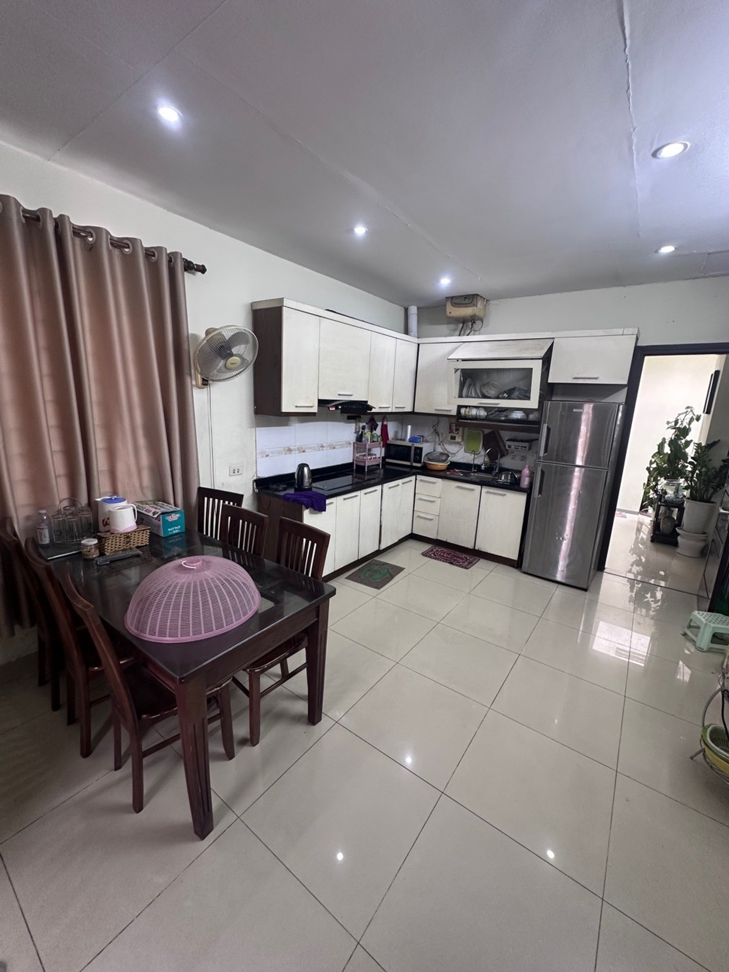 Bán nhà Tân Mai - diện tích 44m2 6 tầng - Mặt phố kinh doanh sầm uất - giá 32,8 tỷ