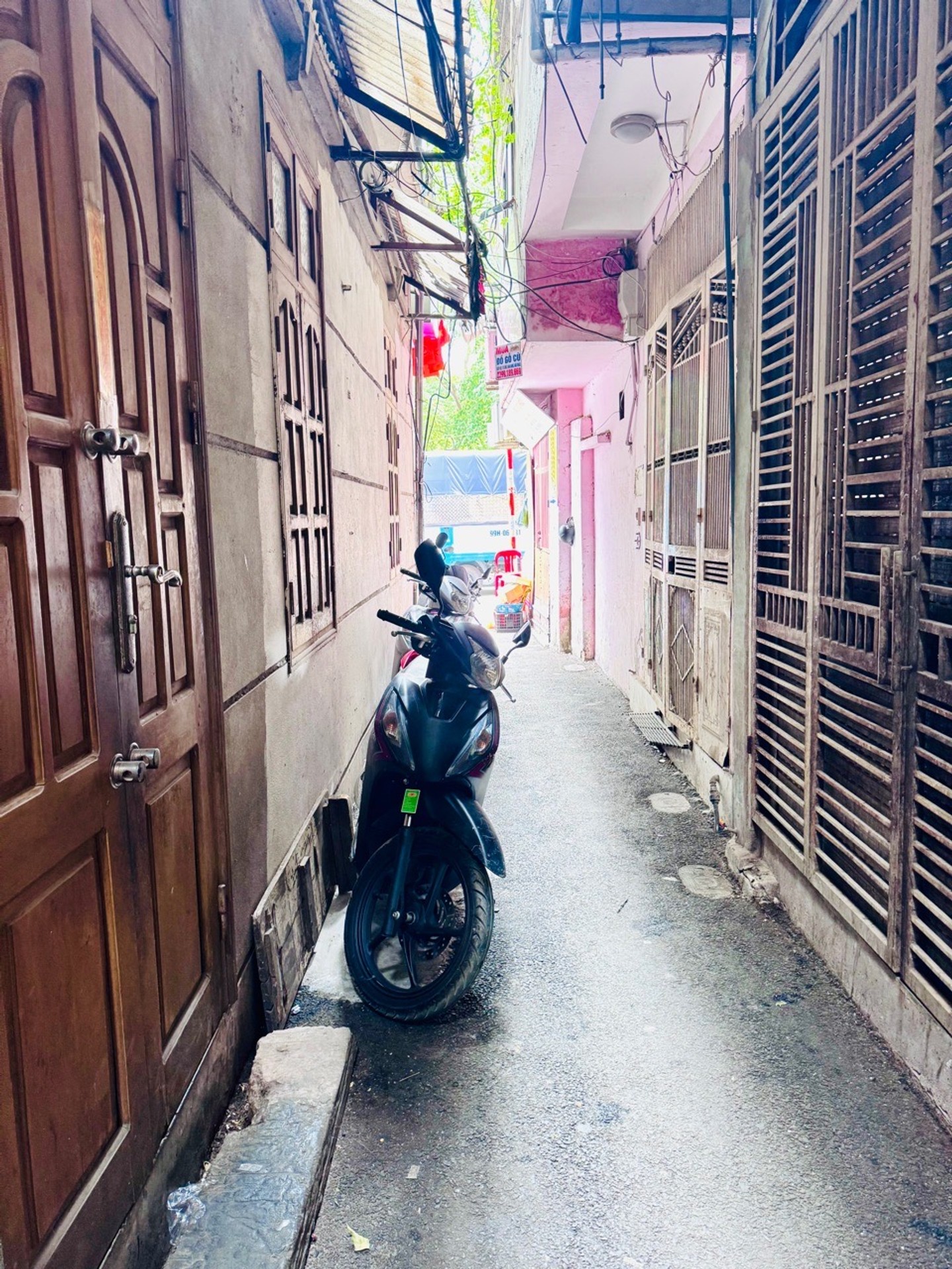 Bán nhà Quốc Tử Giám - diện tích 27m2 4 tầng - Nhà cũ xác định bán đất tặng nhà - giá 11,7 tỷ